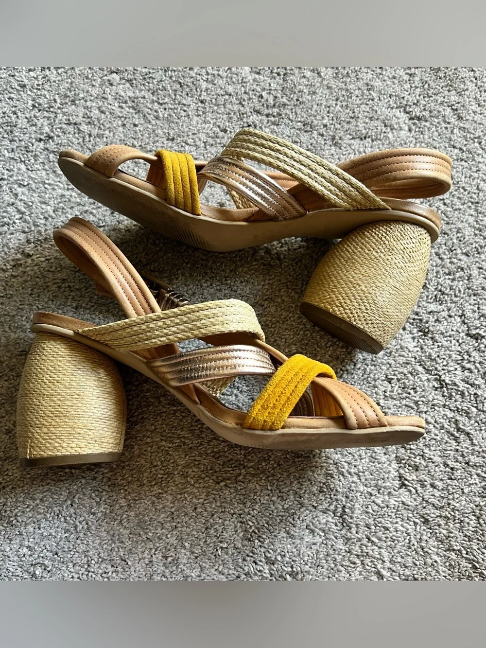 Anthropologie Silent D Fate Size 40 Chunky Heel Strappy Sandals Beige Yellow